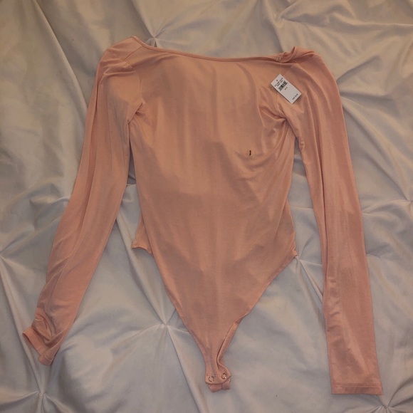 NWT Dusty Pink long-sleeve bodysuit - Picture 3 of 5